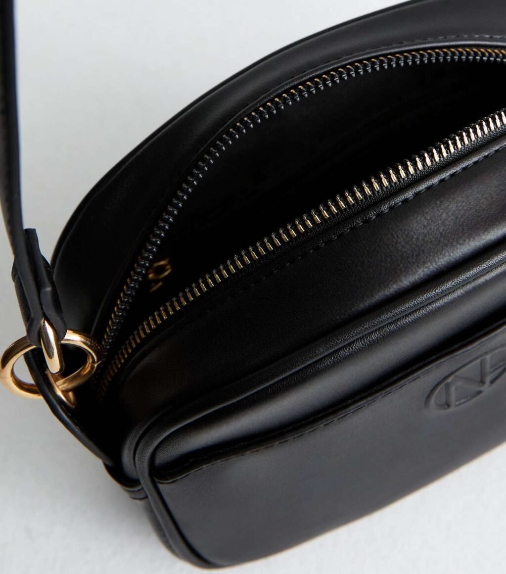 NEW LOOK DOME LEATHER LOOK CROSS BODY BAG