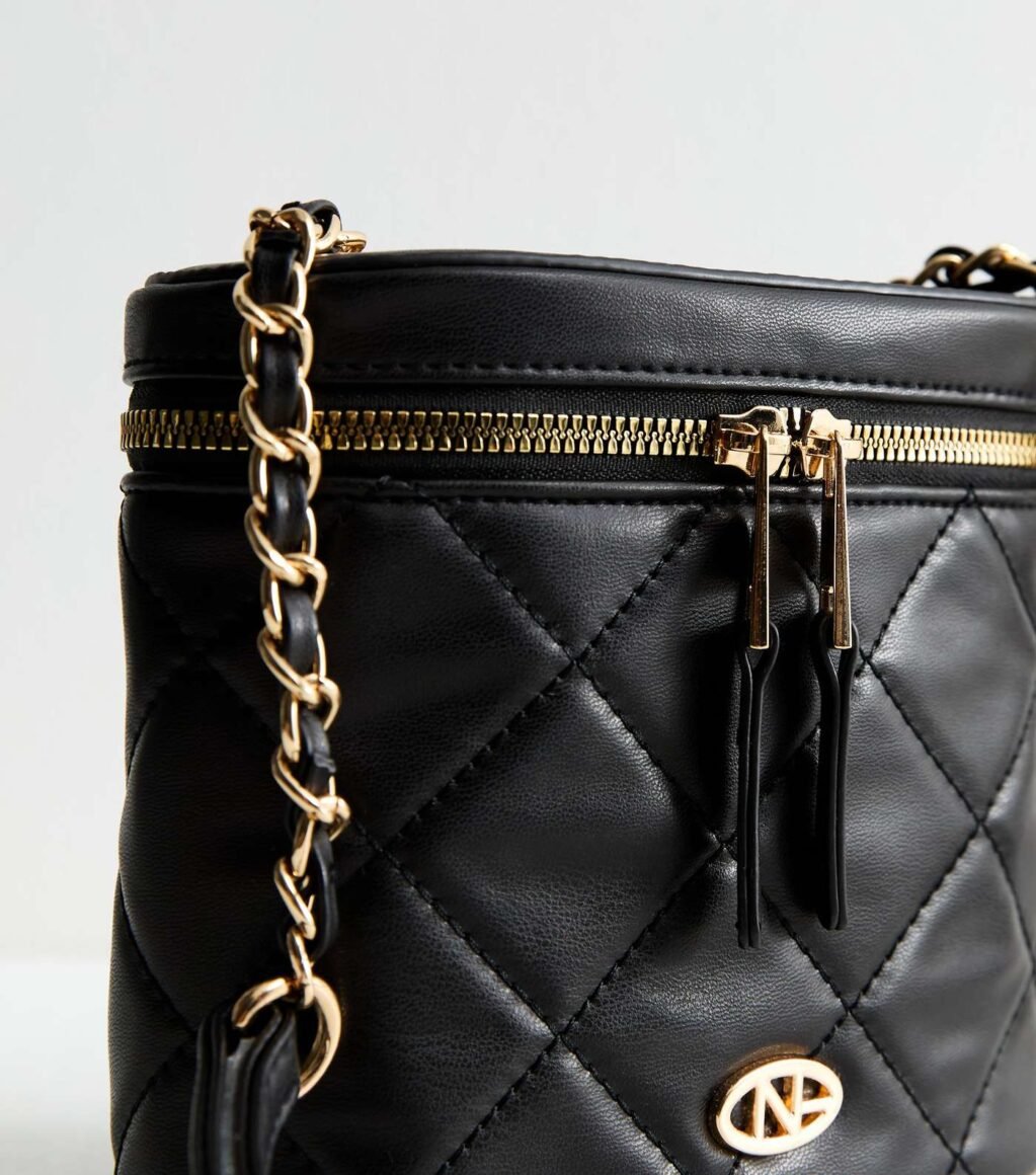 NEW LOOK QUILTED FAUX LEATHER VANITY CROSS BODY BAG